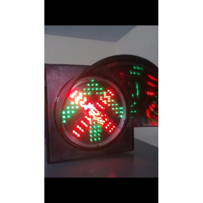 TRAFFIC LIGHTS